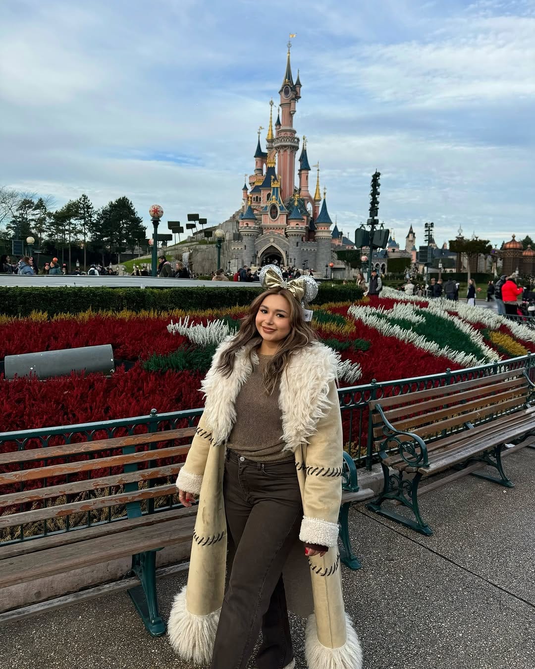 Post 5 by Melissa Cardenas on Instagram (carousel)