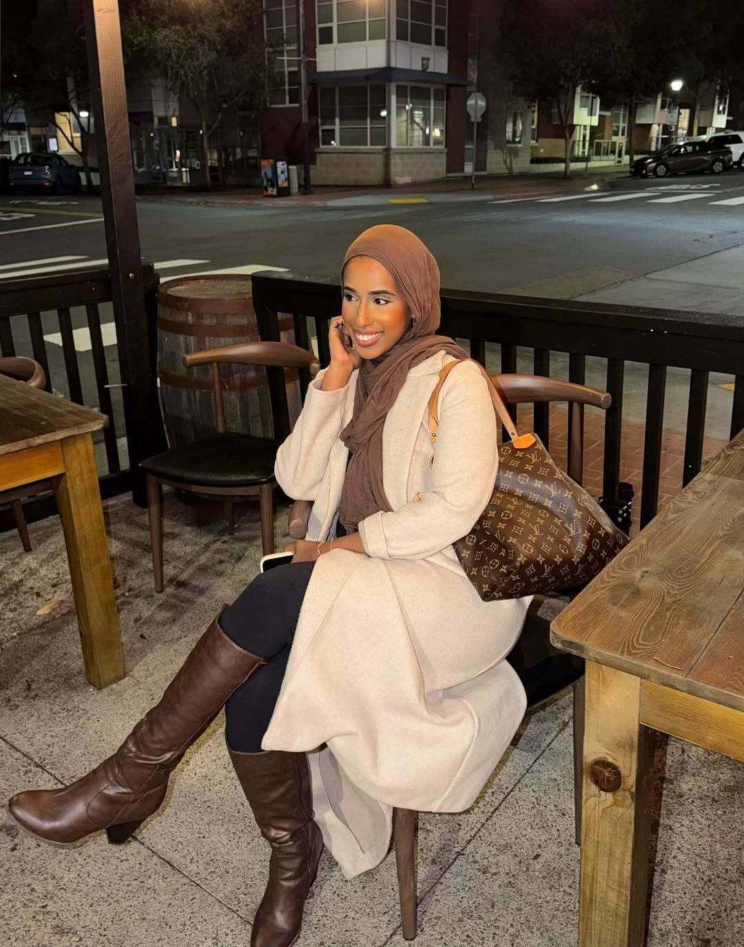 Post 8 by Muna on Instagram (carousel)