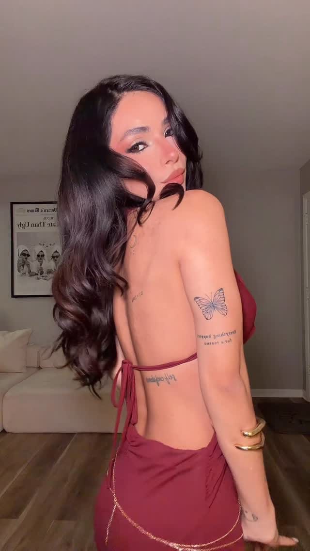 Post 5 by ✨Carmen Romero✨- Content Creator on Instagram (video)