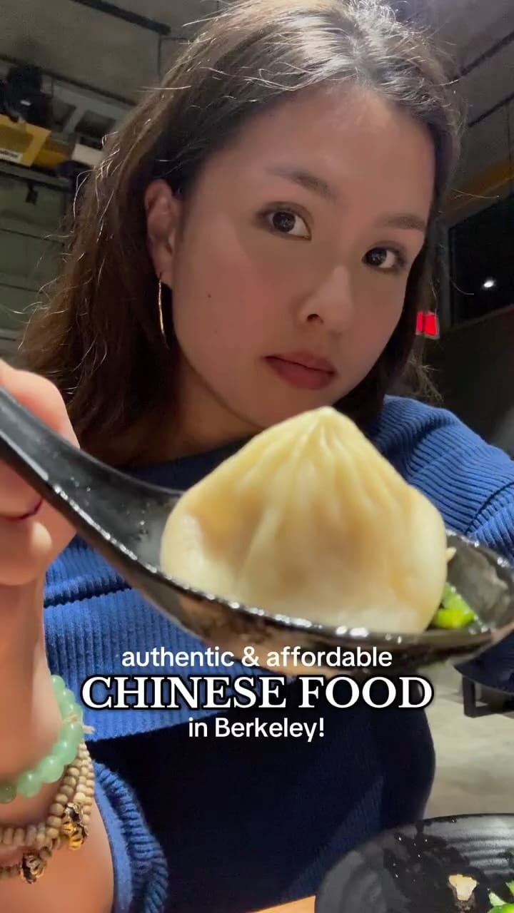 Post 9 by mia uyen nguyen 🍓 on Instagram (video)
