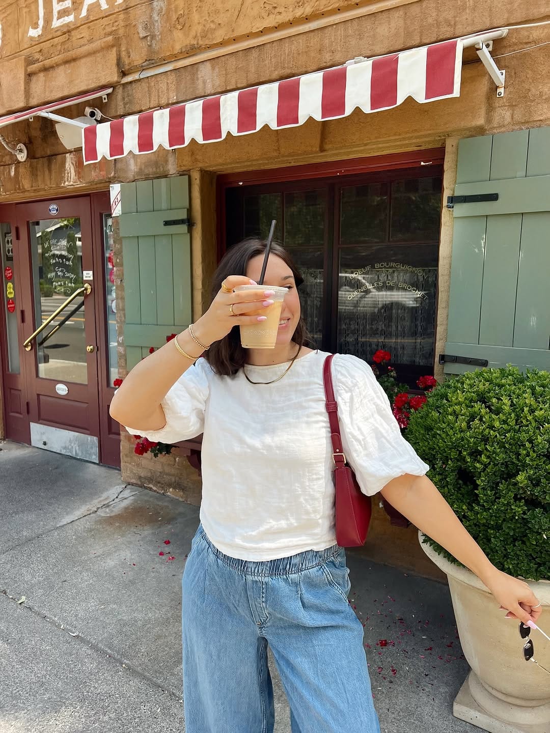 Post 9 by VICA SERDUKE on Instagram (carousel)