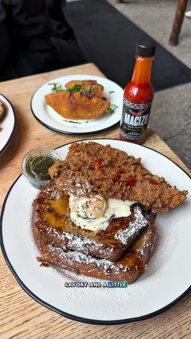 Post 9 by Jess in Chicago on Instagram (video)