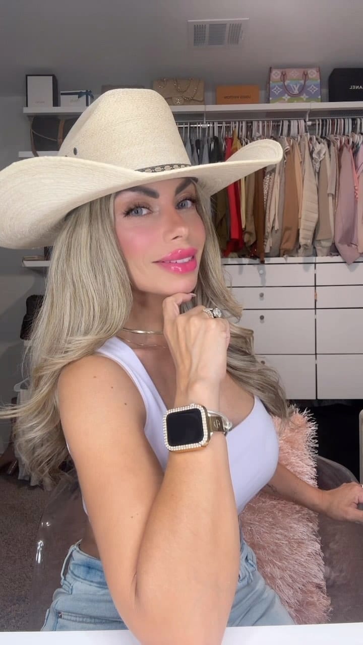 Post 8 by Aileen Montoya |Dallas Creator| on Instagram (video)