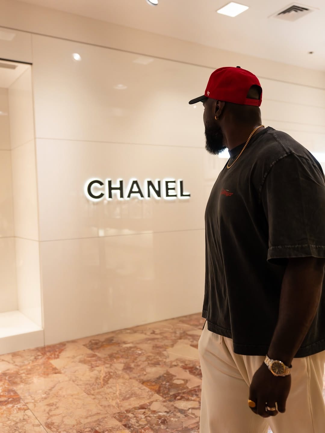 Post 4 by Fashion | Life 🤲🏾السلام عليكم on Instagram (carousel)