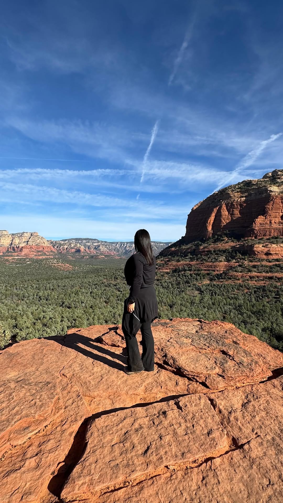 Post 6 by Lucy Torres Santana on Instagram (video)