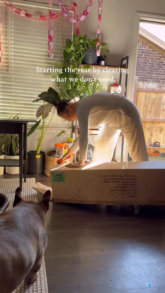 Post 2 by Kelly Lorraine Reid on Instagram (video)