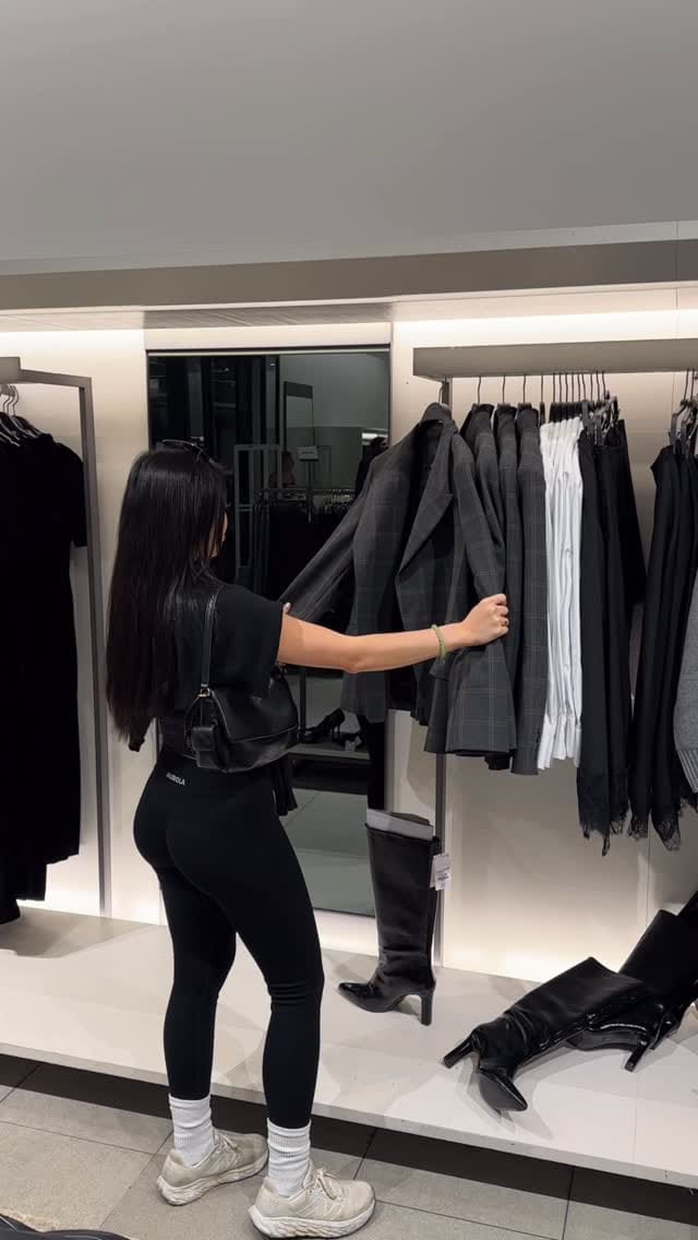 Post 6 by Christine Nguyen on Instagram (video)