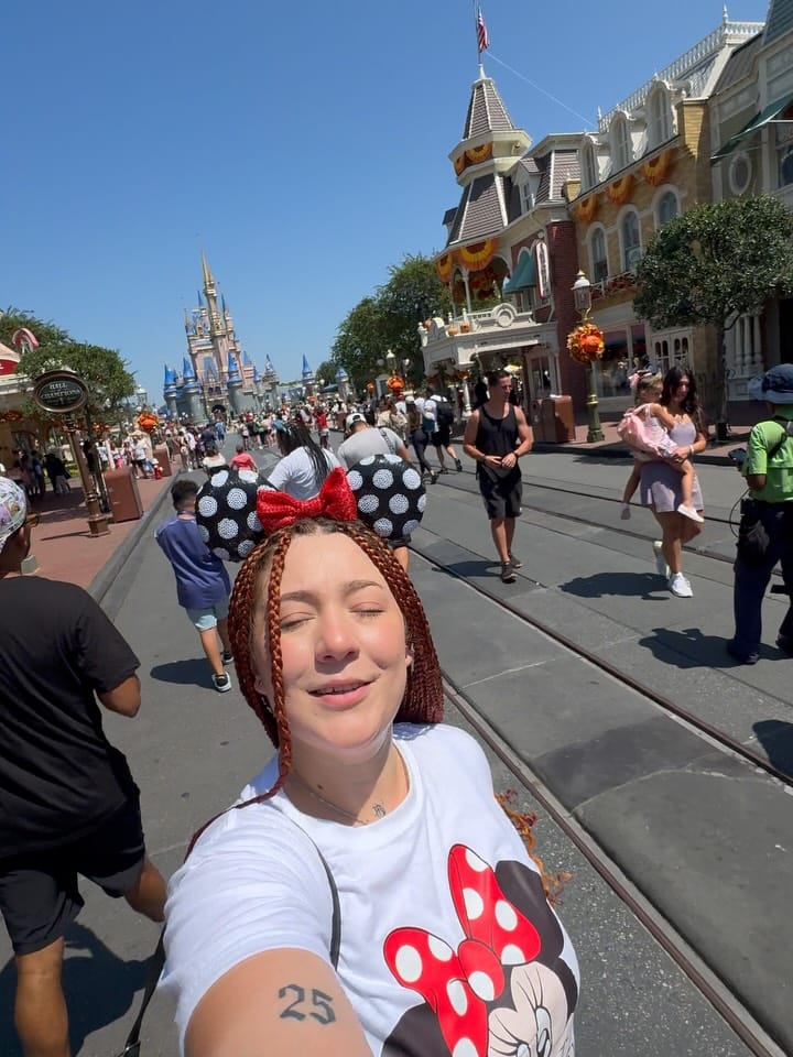 Post 3 by Maria Cardenas on Instagram (carousel)