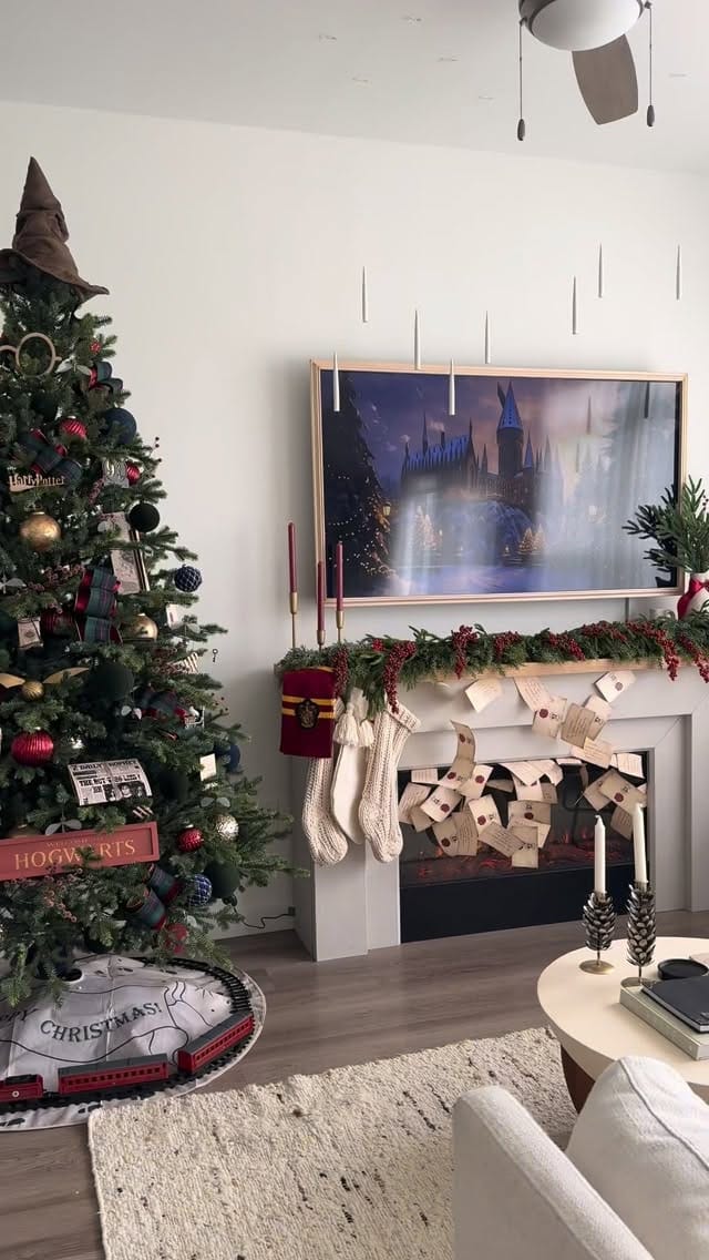 Post 5 by Sabrina Latoya on Instagram (video)