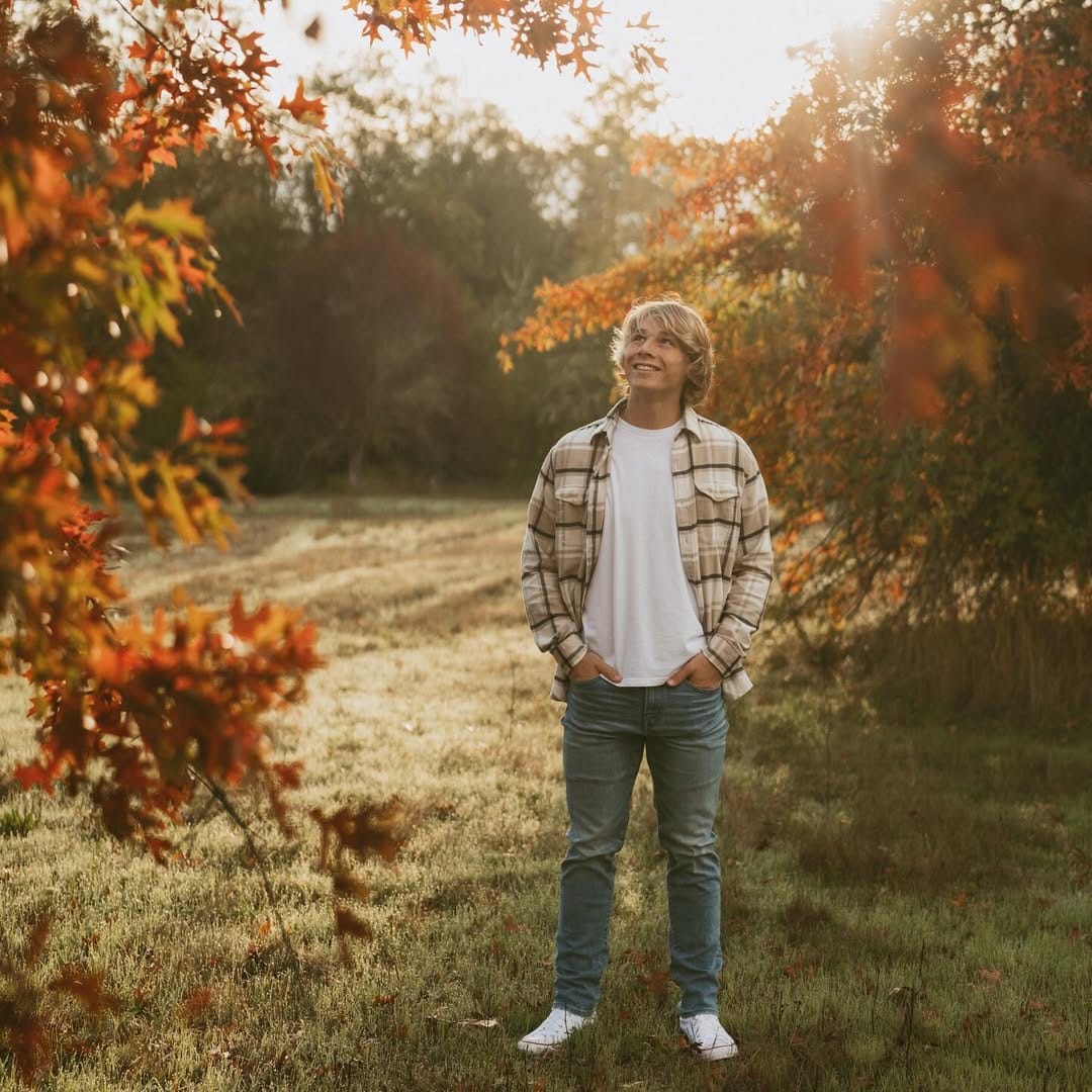 Post 4 by Dawn | Oregon Senior Photographer on Instagram (carousel)