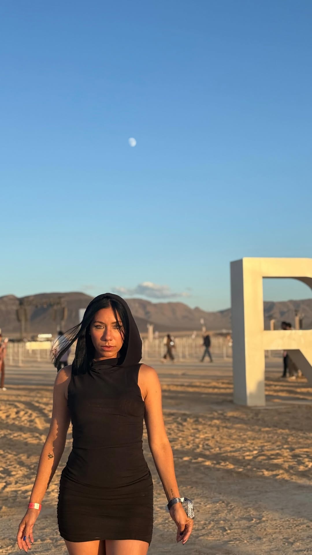 Post 4 by X I O on Instagram (video)