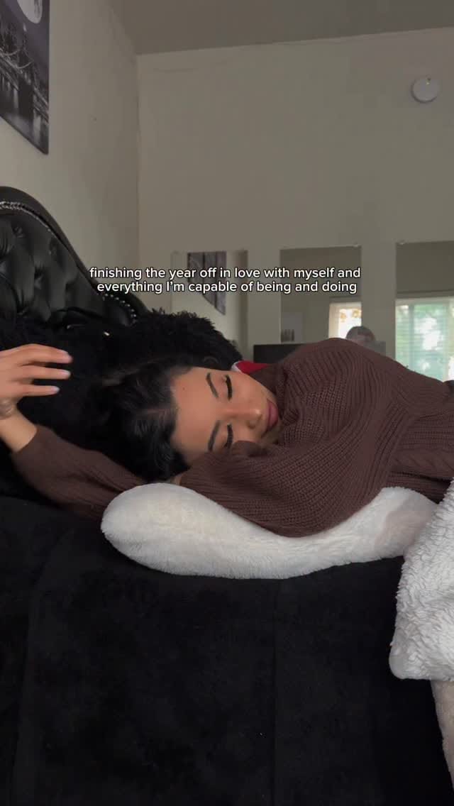 Post 7 by Victoria Castañeda on Instagram (video)