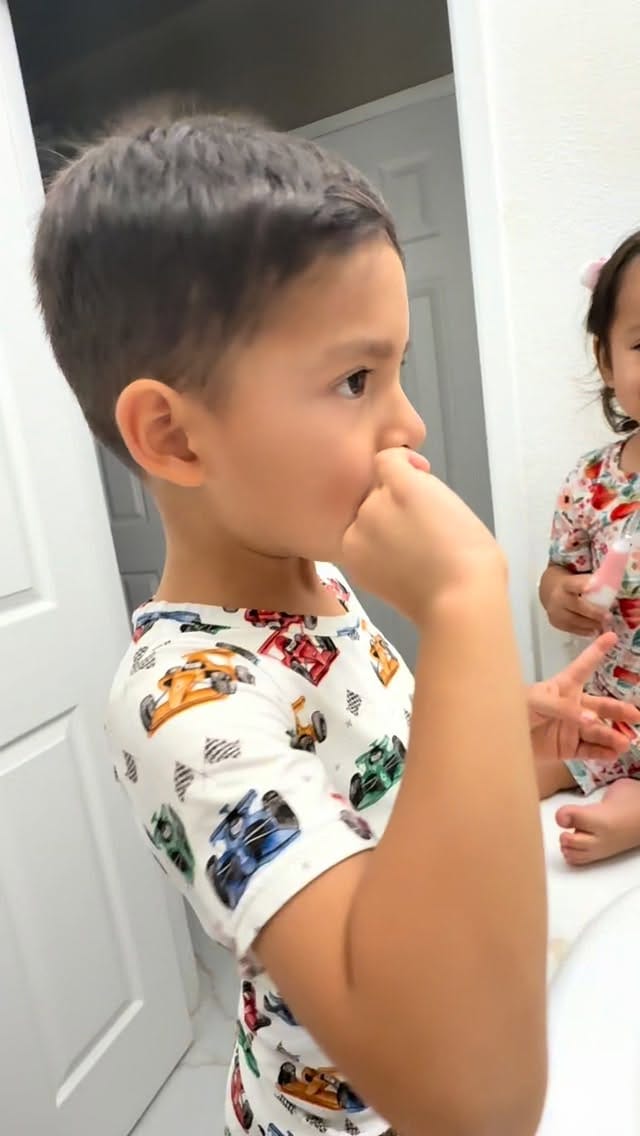 Post 9 by Kerly•Romero on Instagram (video)