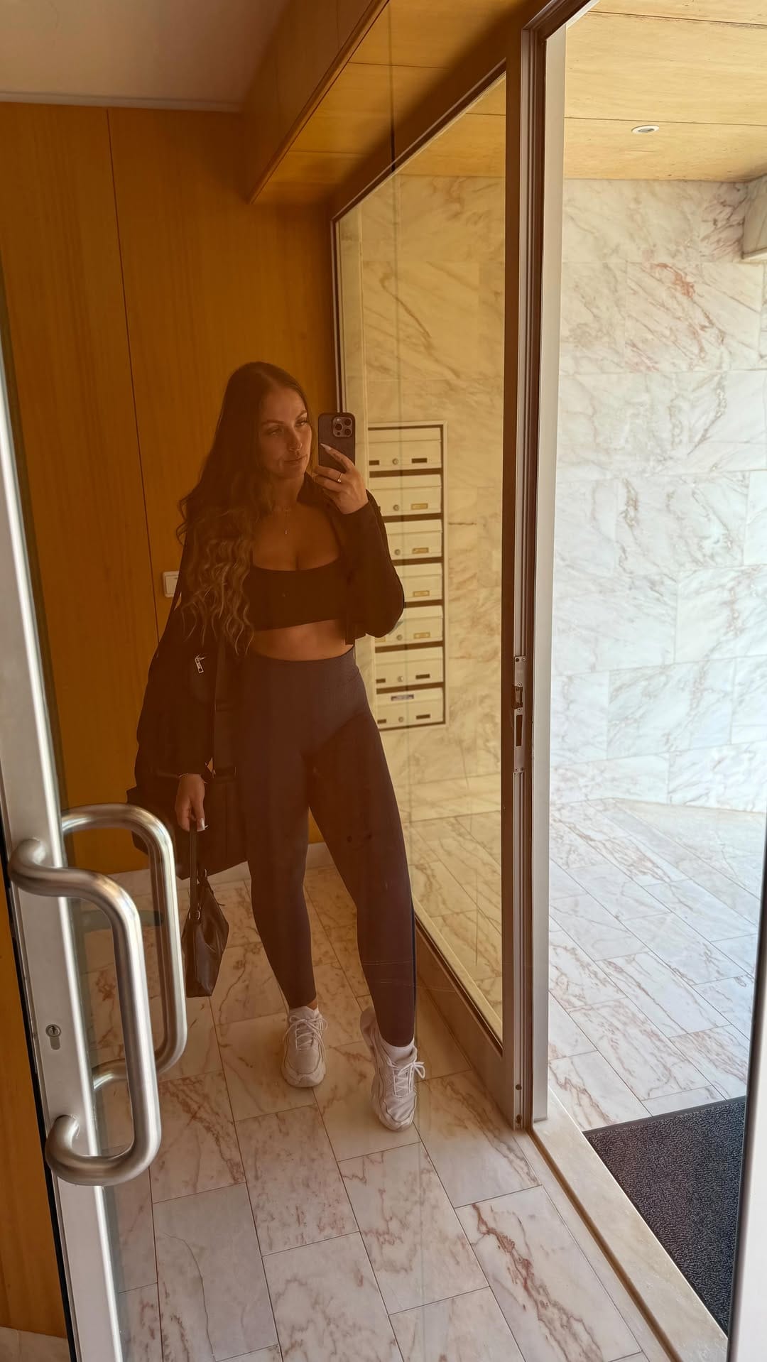 Post 9 by 𝔹𝕣𝕦𝕟𝕒𝕊𝕒𝕟𝕥𝕠𝕤 ♡ on Instagram (video)