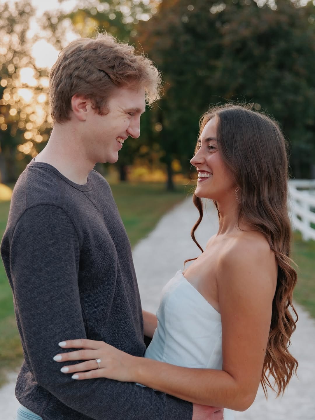 Post 1 by Riley Madison | Illinois Wedding & Lifestyle Photographer on Instagram (carousel)