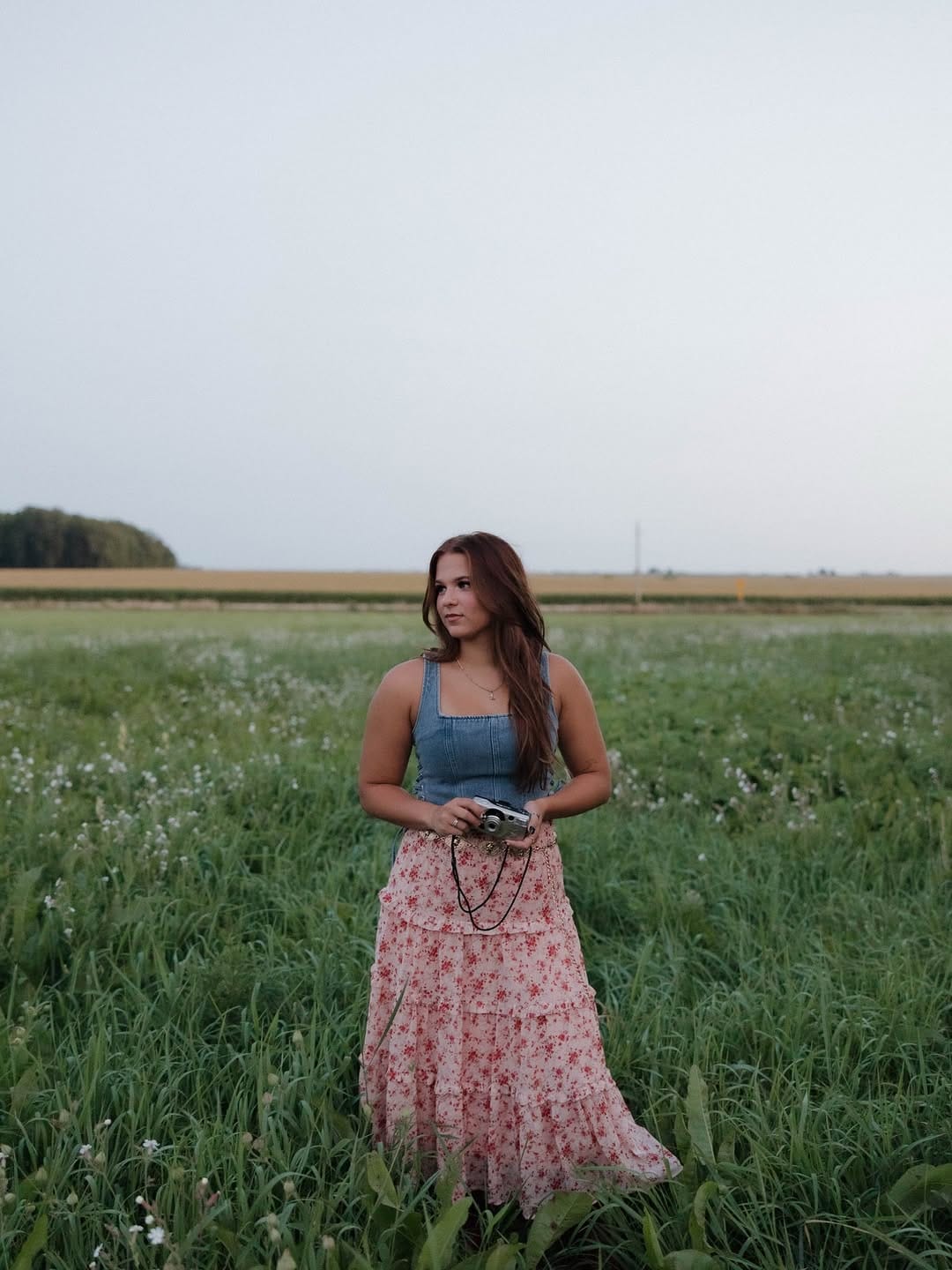 Post 5 by Riley Madison | Illinois Wedding & Lifestyle Photographer on Instagram (carousel)