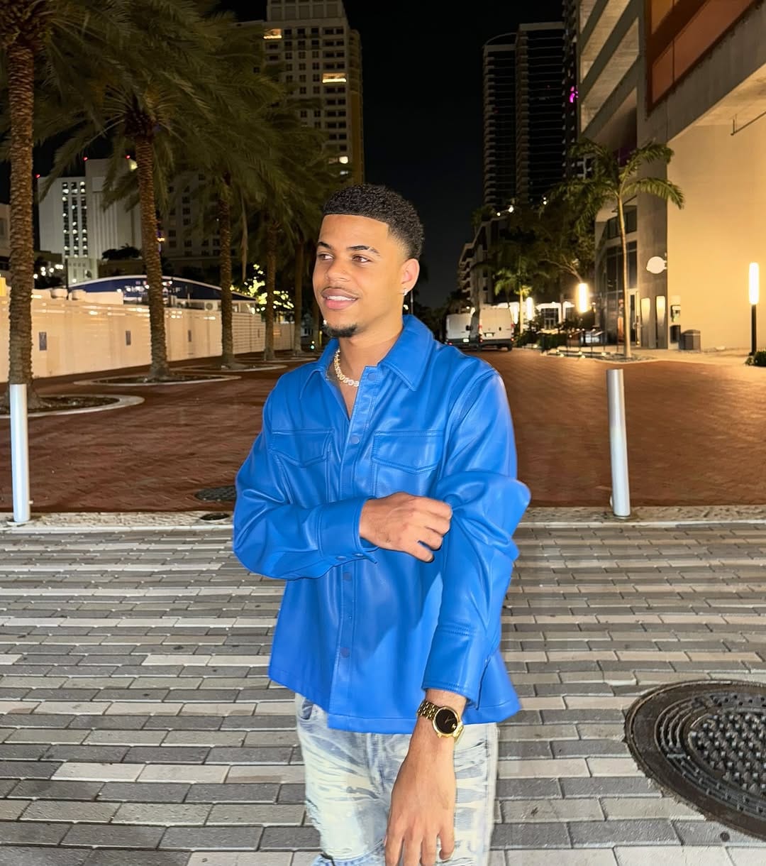 Post 4 by Kristen Anthony 🇹🇹 on Instagram (carousel)