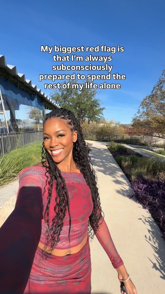 Post 6 by Evalin Marie on Instagram (video)