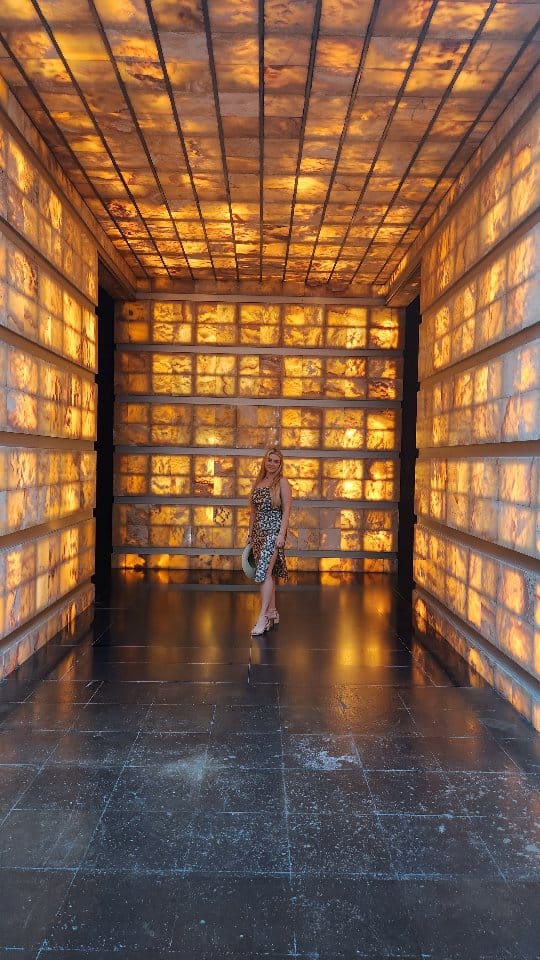 Post 2 by Julia on Instagram (video)