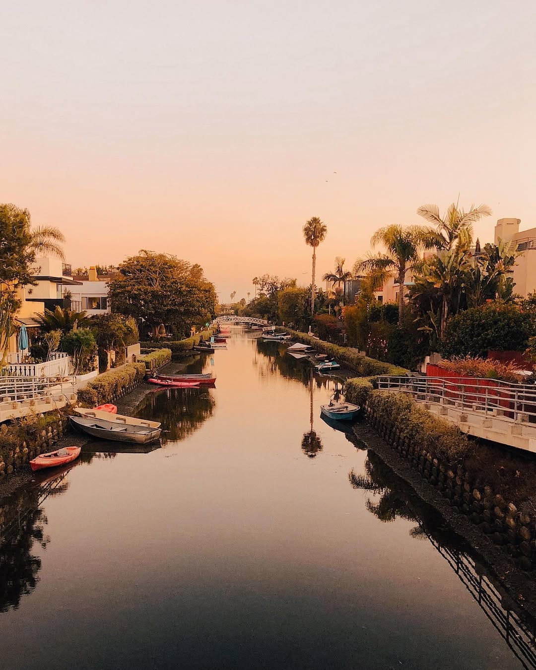 Post 3 by H a N a 💭 on Instagram (image)