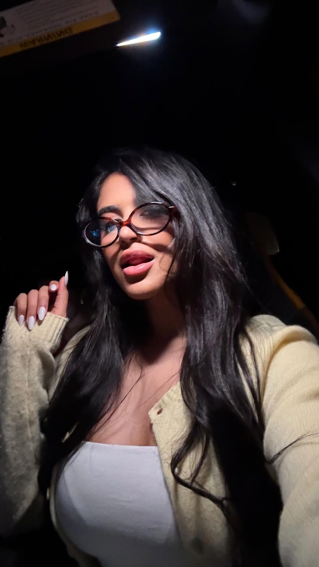 Post 3 by Sofi bedoya on Instagram (video)