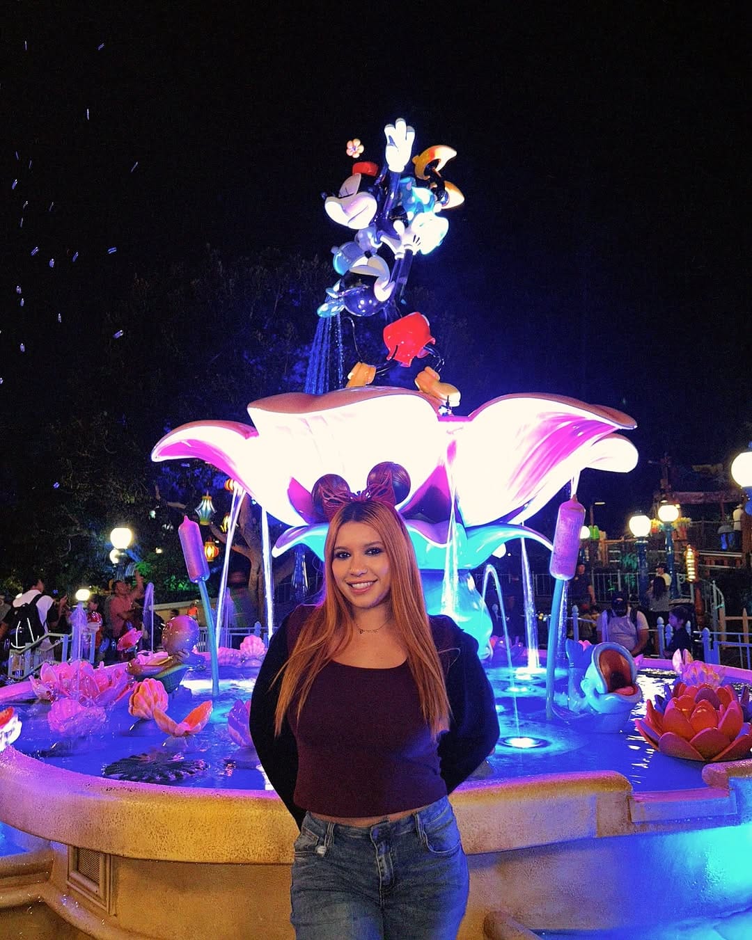 Post 6 by Yasmin on Instagram (carousel)
