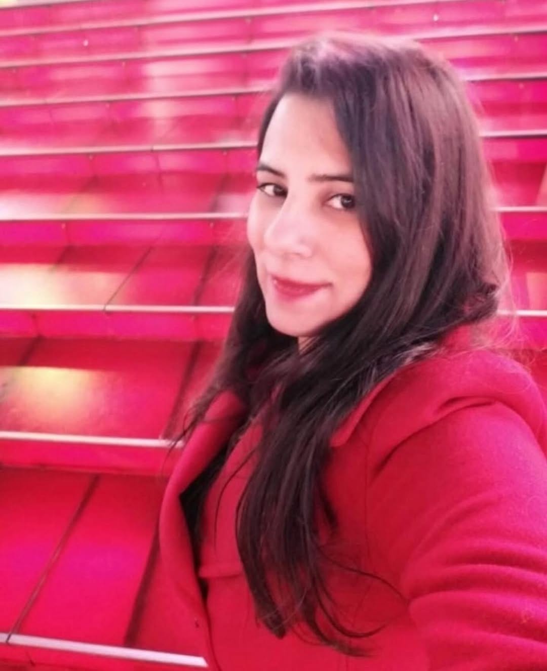 Post 8 by Navneet ahluwalia on Instagram (image)