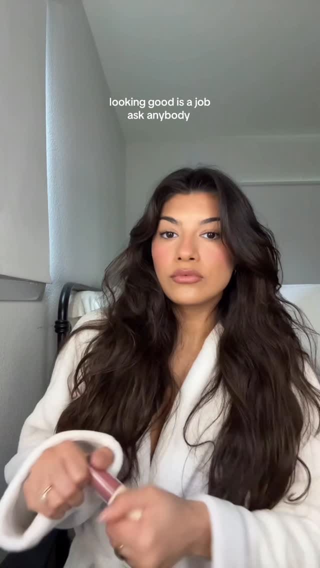 Post 2 by Gabrielle Huffman on Instagram (video)
