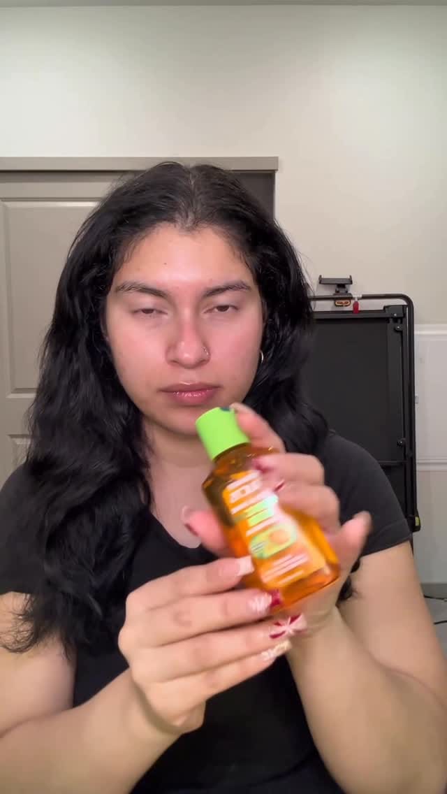 Post 7 by Diana Corona on Instagram (video)