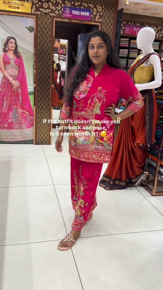 Post 4 by Alekhya Hari 🧿♥️ on Instagram (video)