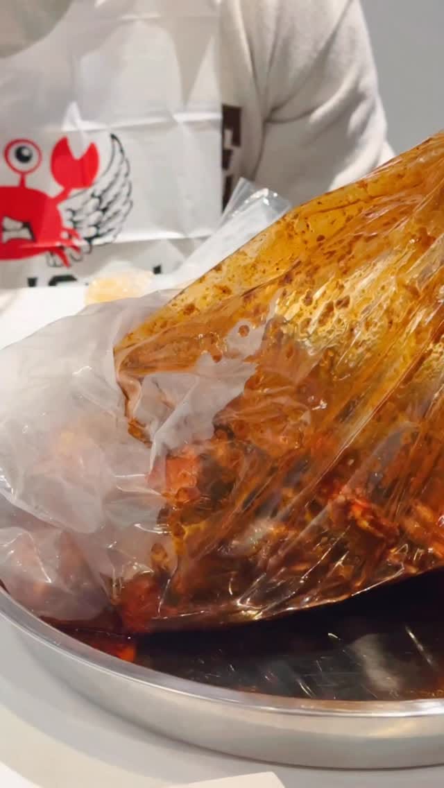 Post 4 by Justin | Seattle Based Foodie on Instagram (video)