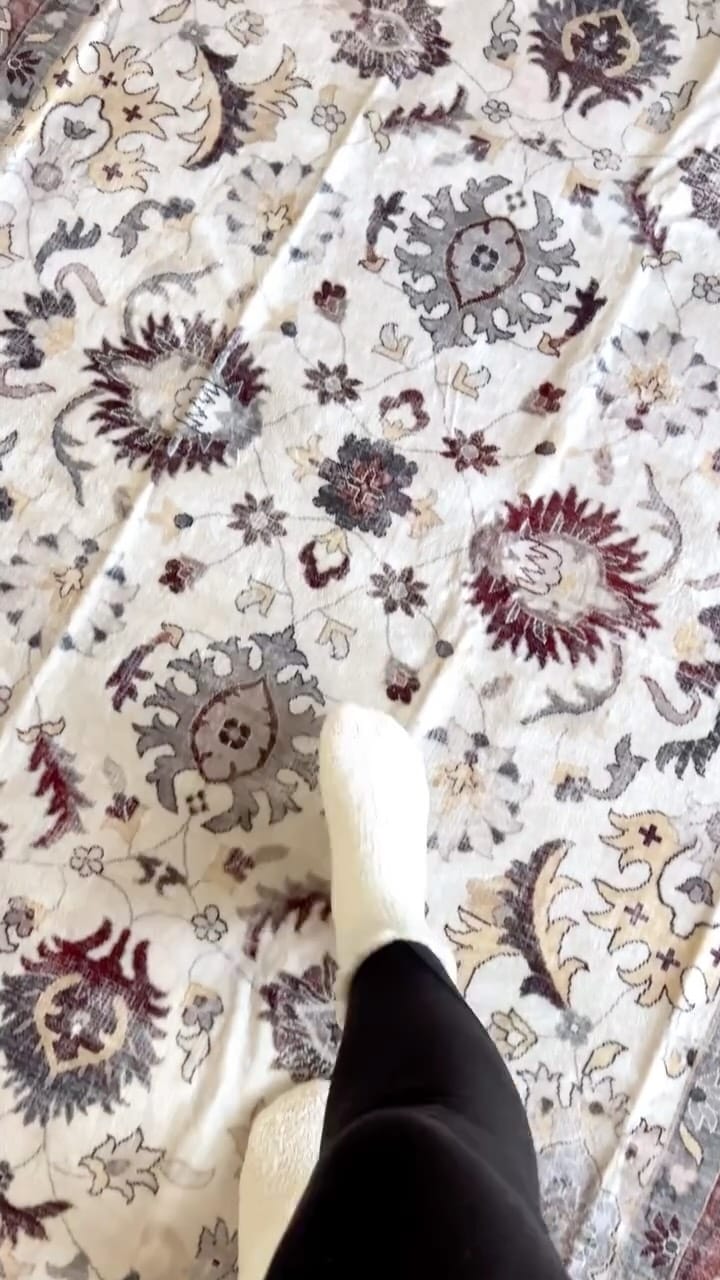 Post 3 by Olga Bigun on Instagram (video)