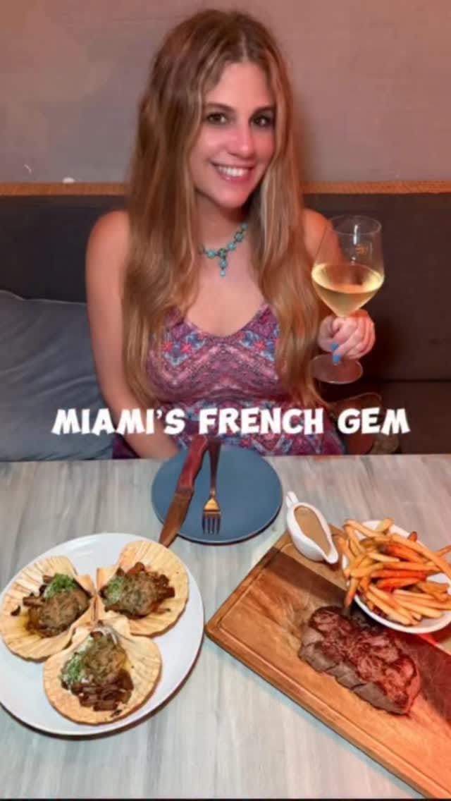 Post 4 by Maria - The Foodaholic on Instagram (video)