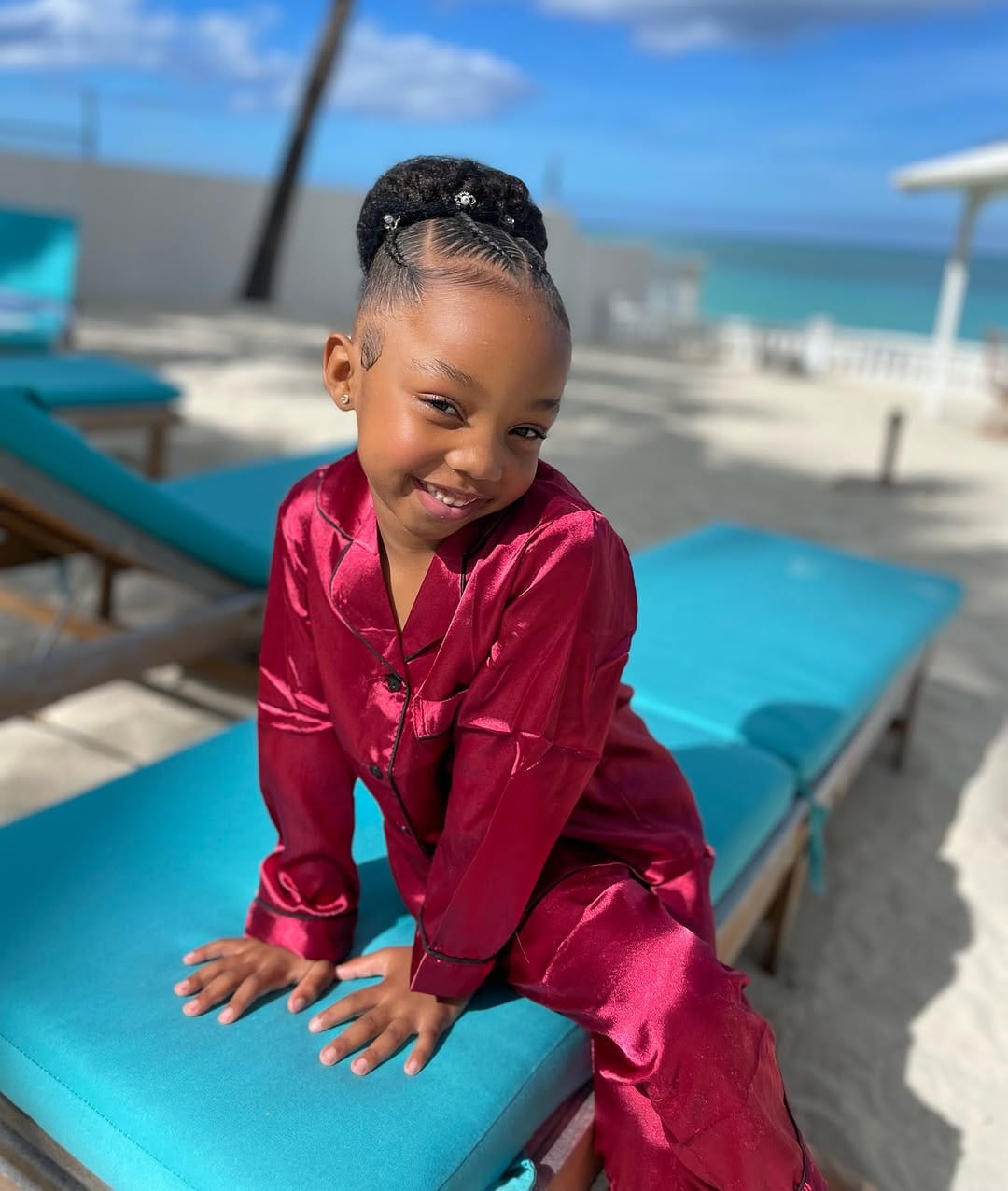 Post 10 by Cherell | Beauty/Style Influencer 🇧🇸 on Instagram (carousel)