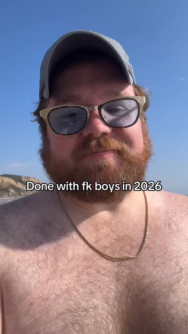 Post 2 by Bernie SoCal 🩵 Comfort Creator on Instagram (video)