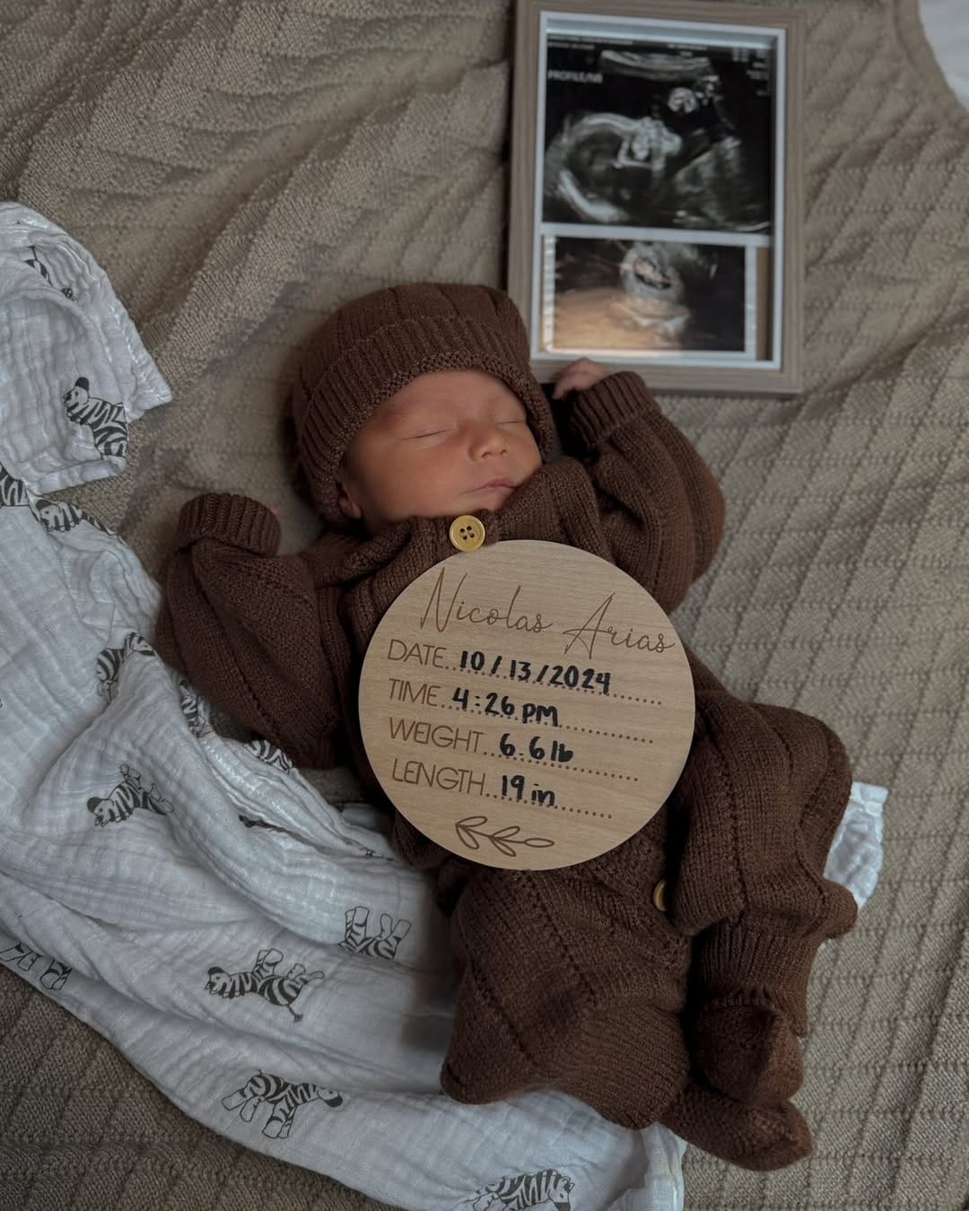 Post 10 by Cata | lifestyle + mom content on Instagram (carousel)