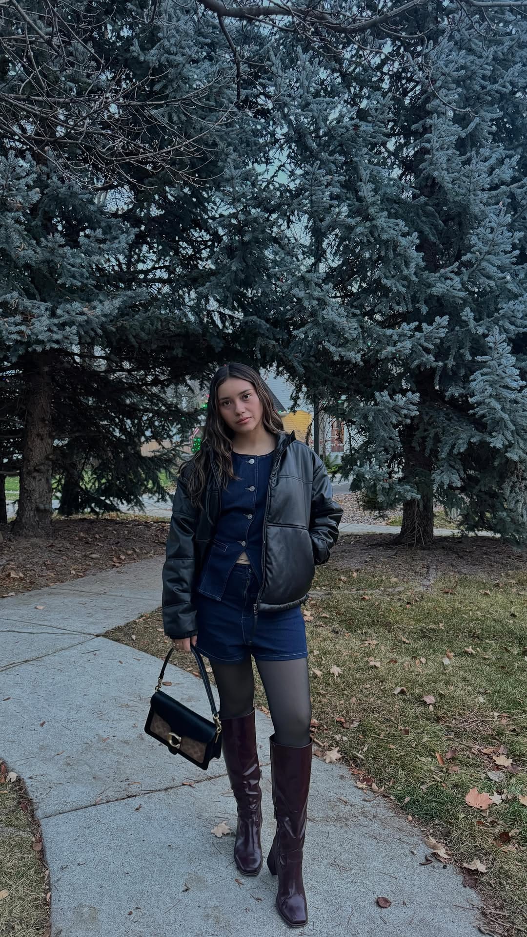 Post 9 by Cata | lifestyle + mom content on Instagram (video)