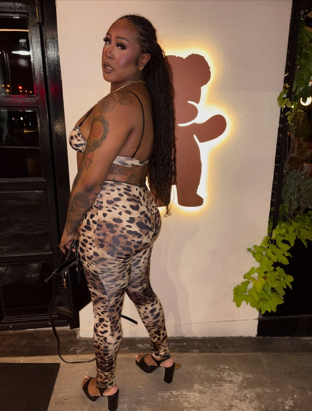 Post 8 by Jazmin Wiley | DFW Content Creator on Instagram (carousel)