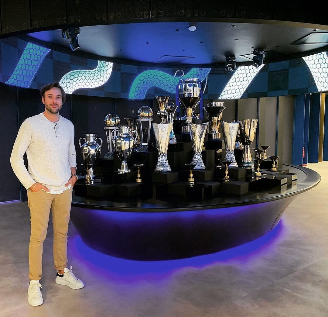 Post 10 by Alessandro Avallone on Instagram (image)