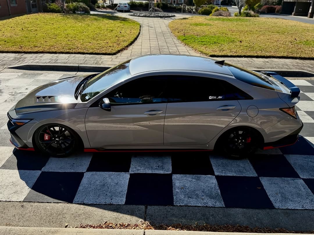 Post 3 by @r35_mel on Instagram (image)