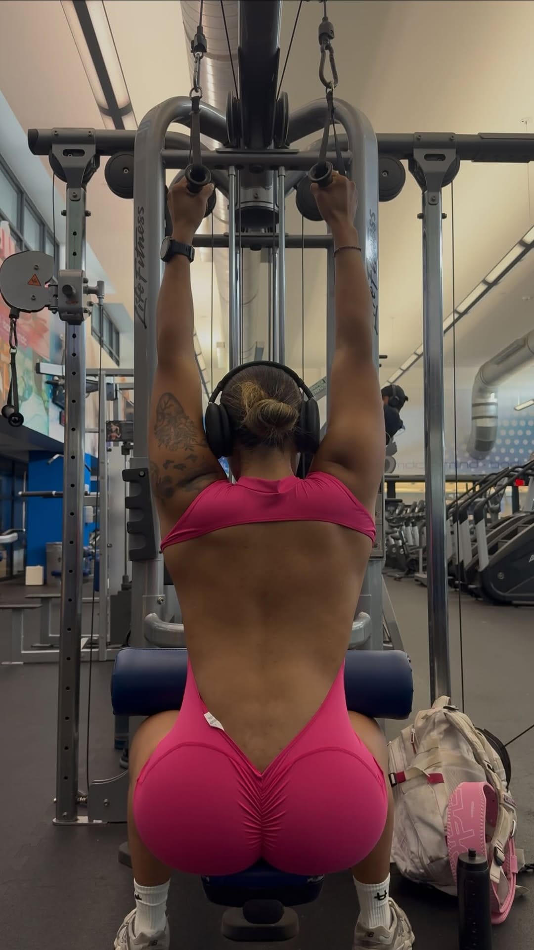 Post 5 by Mady S. 🇩🇴🇵🇦 on Instagram (video)