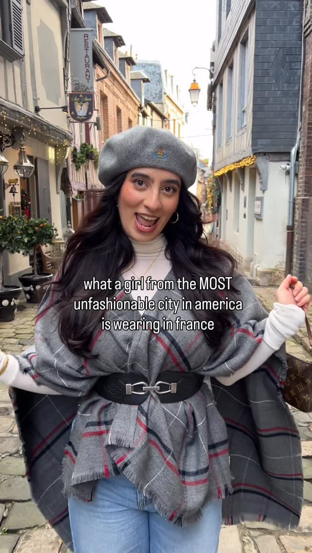 Post 1 by Nicole نيكول | Fashion Content Creator on Instagram (video)