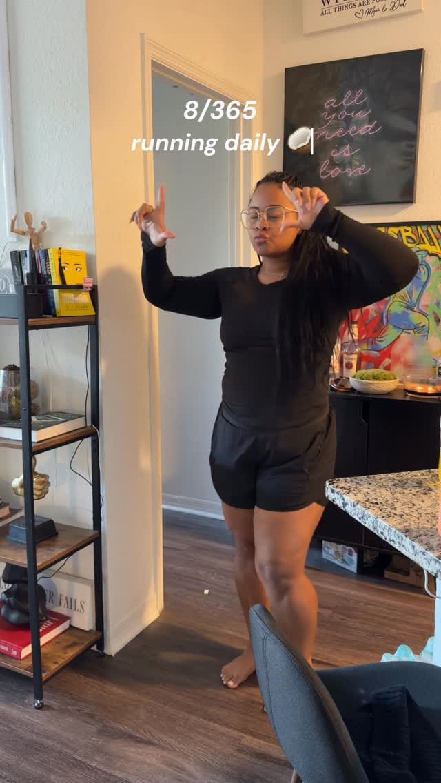 Post 4 by AE | Ariel Elizabeth Robillard on Instagram (video)