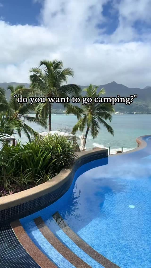 Post 6 by Courtney Hindo| Chicago Experiences + Travel on Instagram (video)