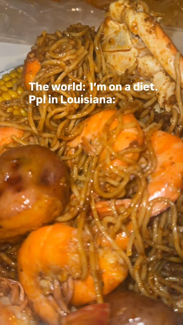 Post 1 by NOLA LOLA | Southern Fashion & Lifestyle Influencer on Instagram (video)