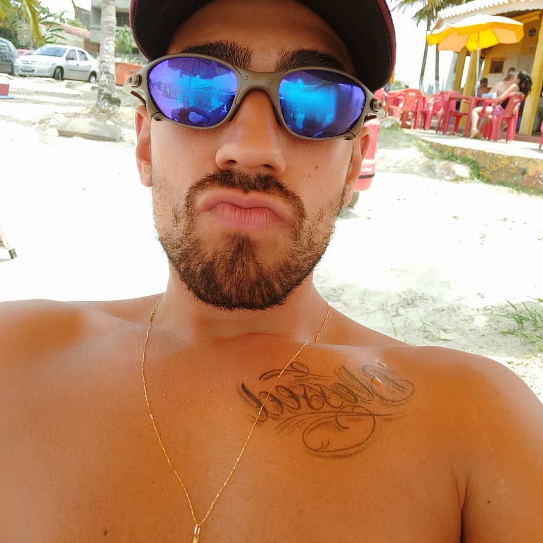 Post 3 by ᴅᴇʀɪᴄᴋ sᴇʙᴀ ™ on Instagram (image)