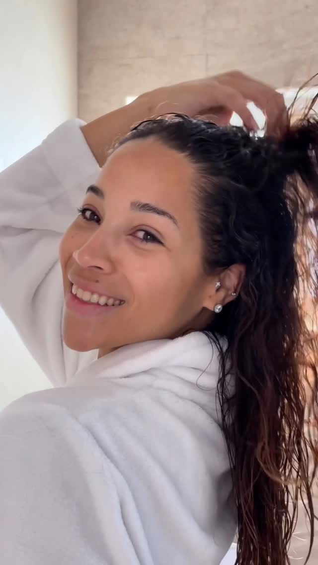 Post 7 by Arlety González Chile on Instagram (video)