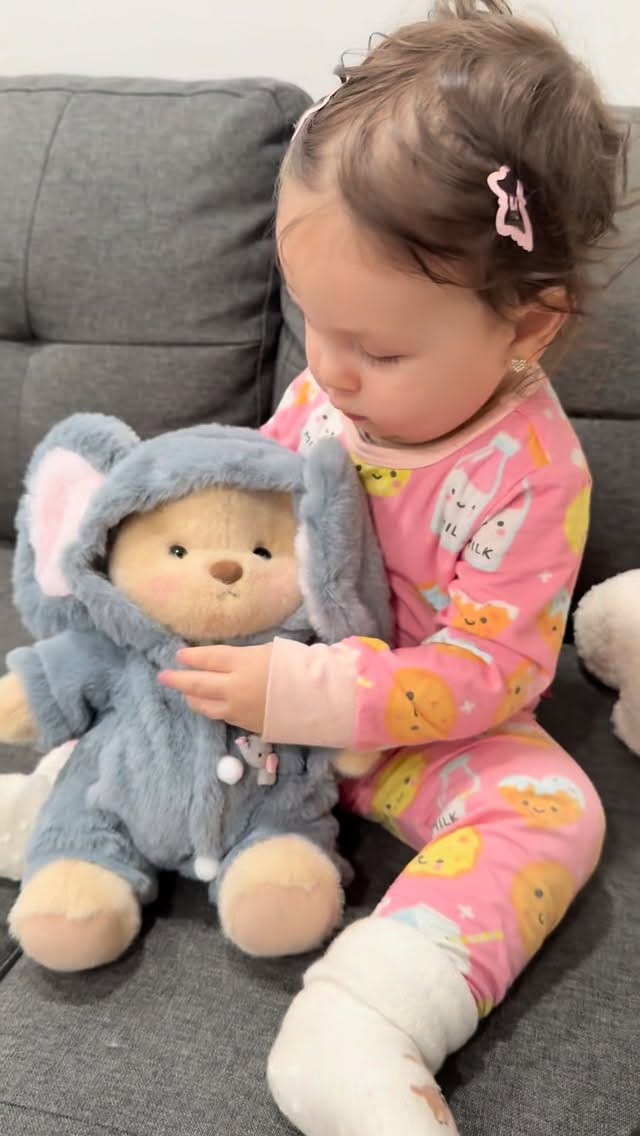 Post 2 by 𝐇𝐞𝐫𝐚 𝐚𝐧𝐝 𝐅𝐞𝐫𝐲 𝐆𝐚𝐬𝐢𝐦𝐨𝐯𝐚'𝐬 🇺🇸 | 𝐔𝐆𝐂 on Instagram (video)