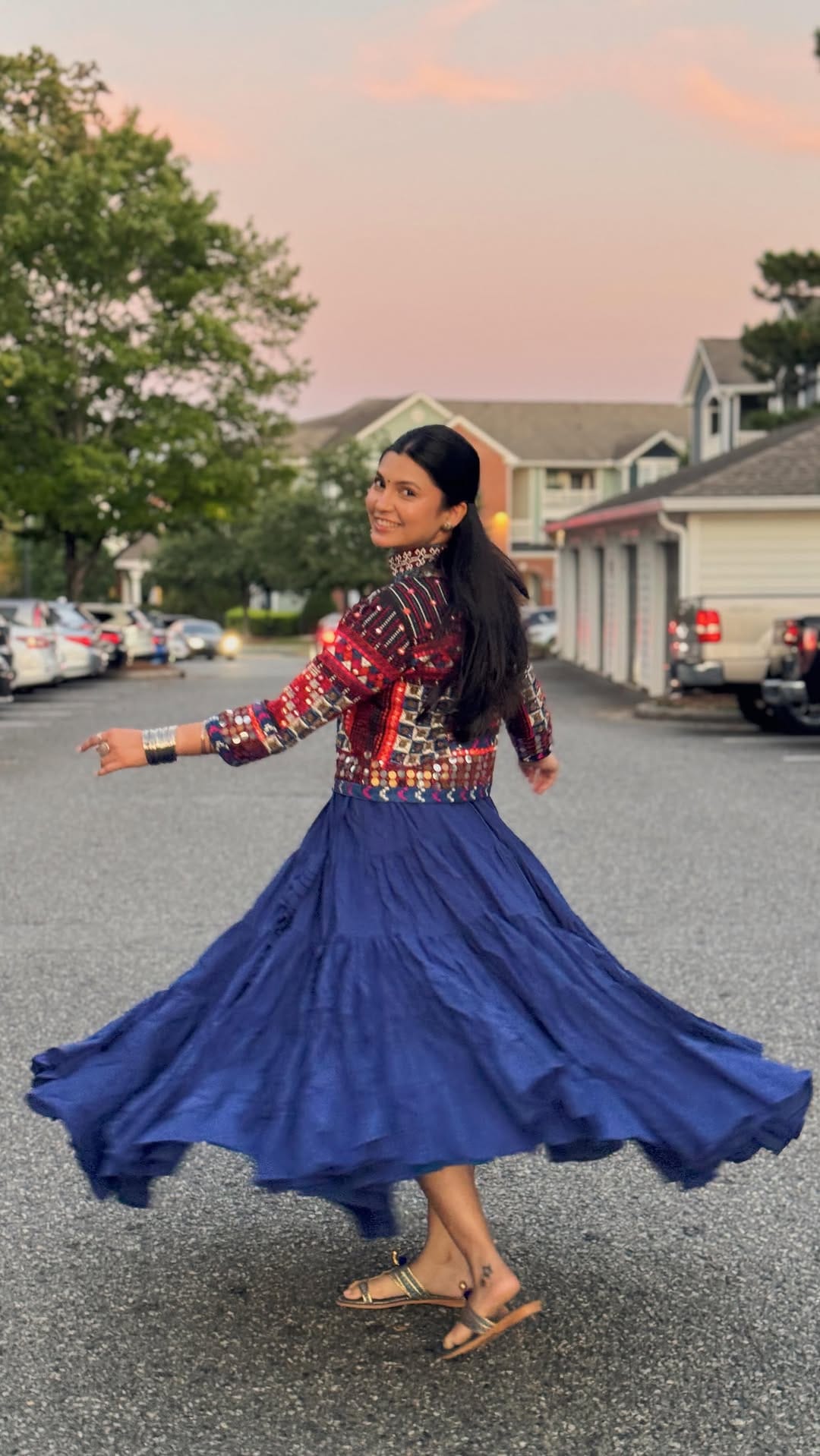 Post 8 by Shimoli Shah | Content Creator on Instagram (video)