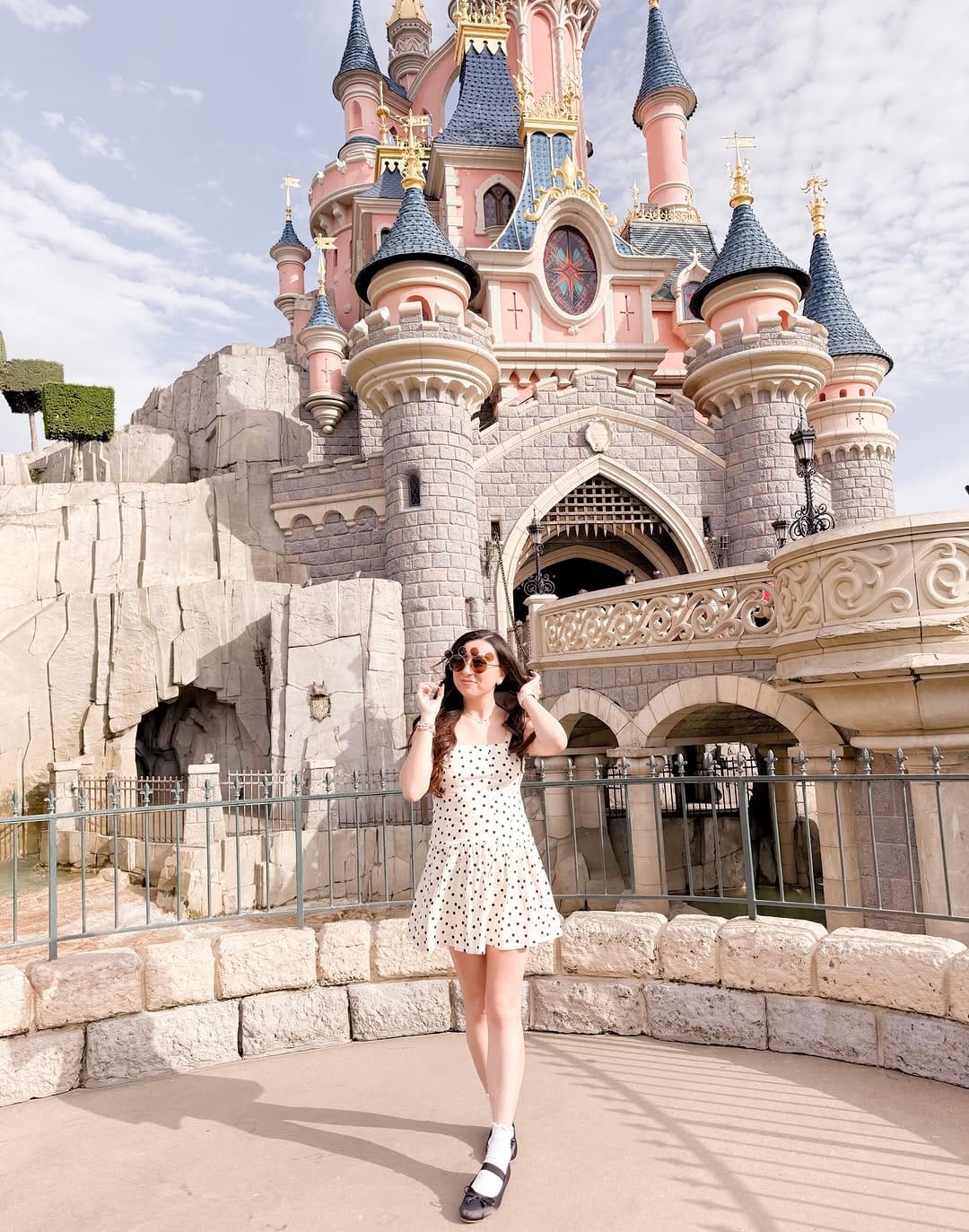 Post 2 by @nikkisnoticky on Instagram (image)